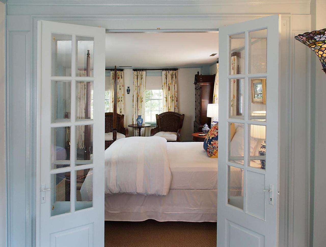 James Pharmacy Bed And Breakfast 旧赛布鲁克 外观 照片
